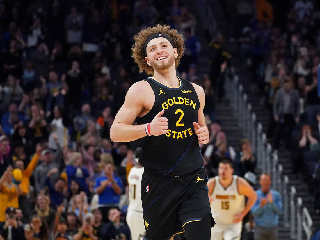 Brandin Podziemski attacking for the Golden State Warriors