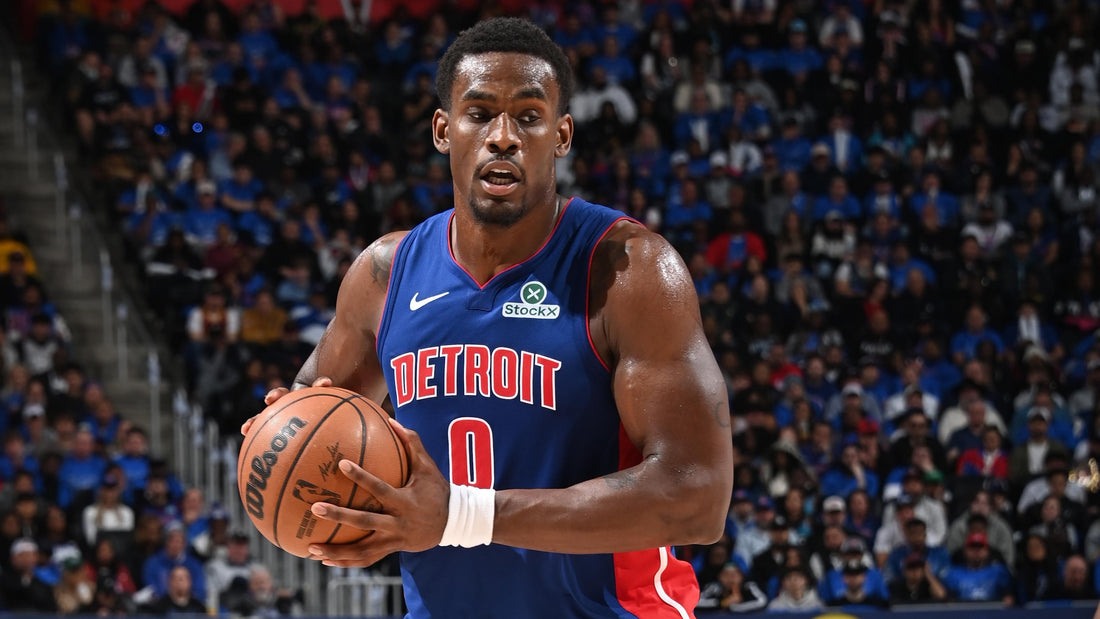 Jalen Duren playing for the Detroit Pistons