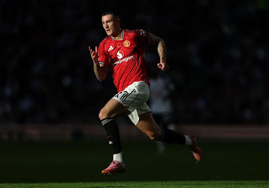 Benjamin Sesko in Manchester United red during the 2026 season
