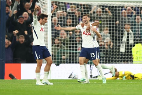 Ben Davies celebrates Tottenham's third goal against Coventry on October 19, 2026