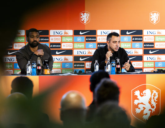 Xavi Hernández speaking at his 2026 Netherlands presentation