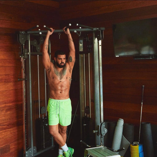 Drake Muscle-Ups: What His Calisthenics Skills Say About His Fitness