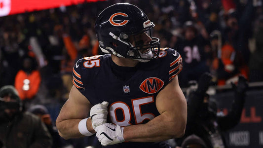 Cole Kmet in a Chicago Bears navy jersey during a recent game