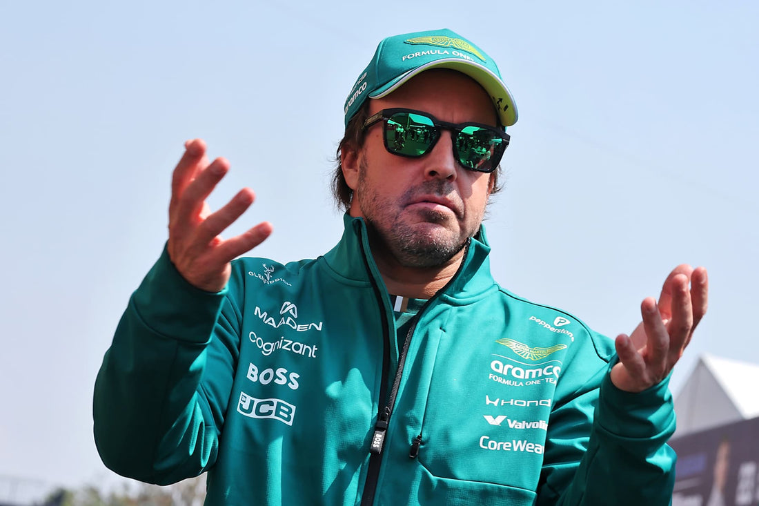 Fernando Alonso in Aston Martin 2026 teamwear at the Mexico City Grand Prix paddock