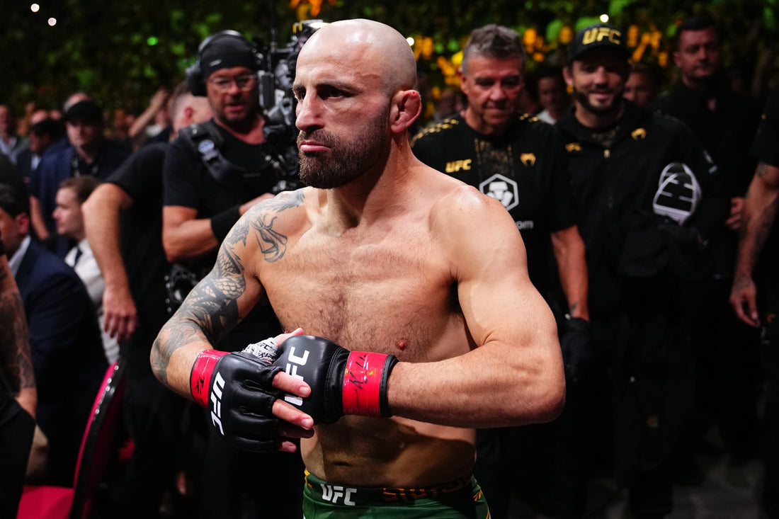 Alexander Volkanovski during UFC 325 featherweight title action in February 2026