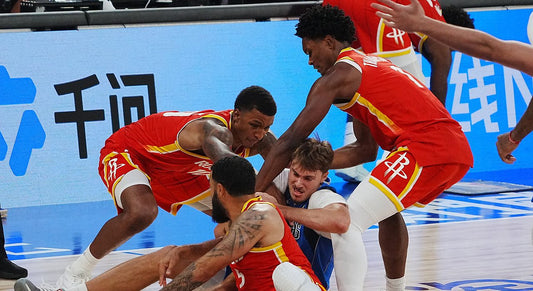 Cooper Flagg attacking in a Dallas Mavericks uniform during October 2026 preseason