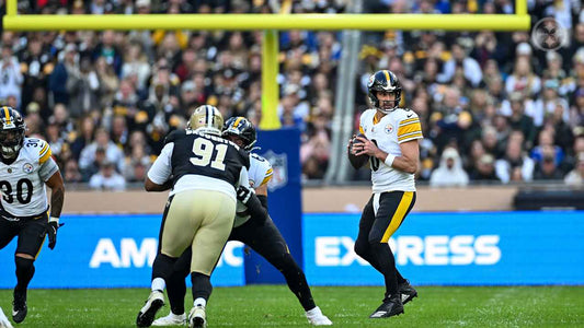 Aaron Rodgers in action for Pittsburgh against New Orleans at Stade de France on October 25, 2026