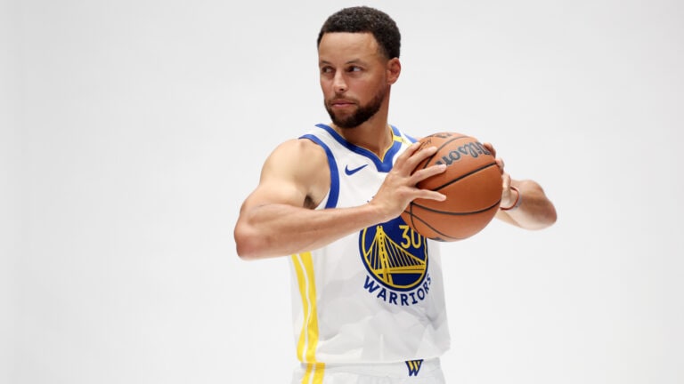 Stephen Curry in the Golden State Warriors' current 2026 uniform ahead of his 44-point game against Minnesota