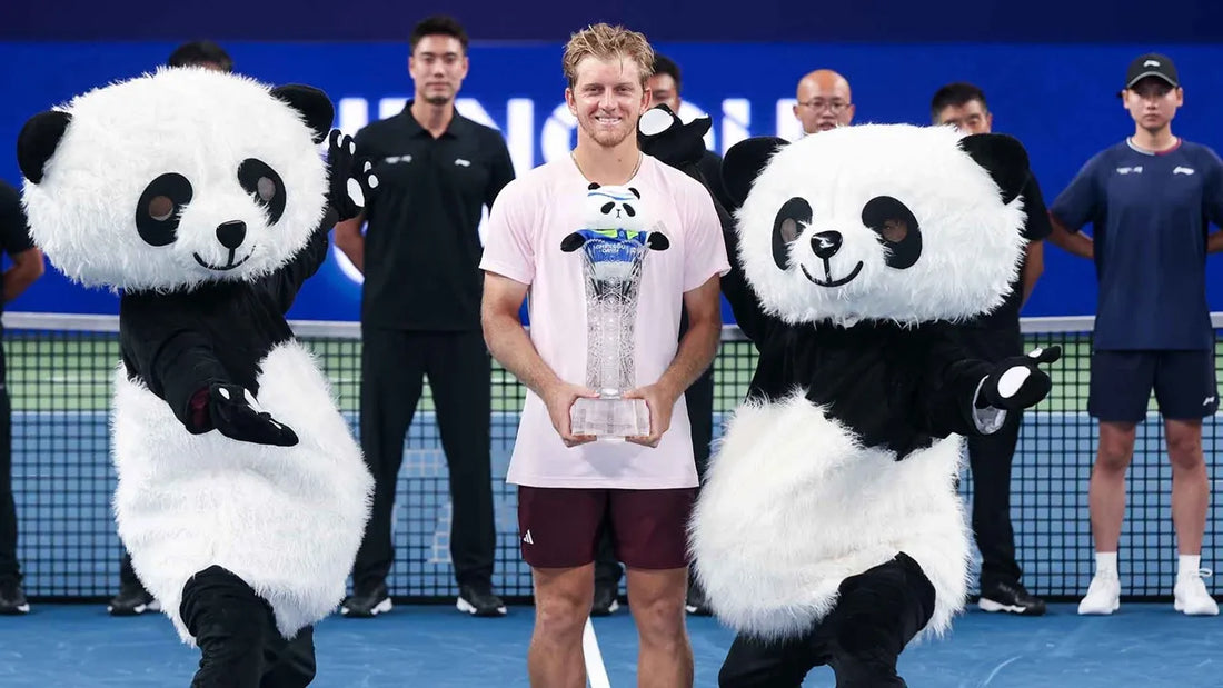 Alejandro Davidovich Fokina celebrating with the Chengdu 2026 trophy in China
