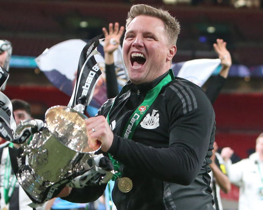 Eddie Howe with Newcastle United's 2025 League Cup trophy