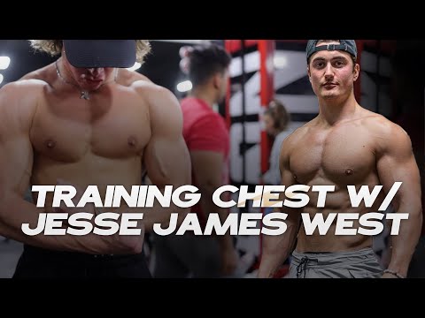 Alex Eubank showing his chest, shoulders and arm development in a classic bodybuilding pose
