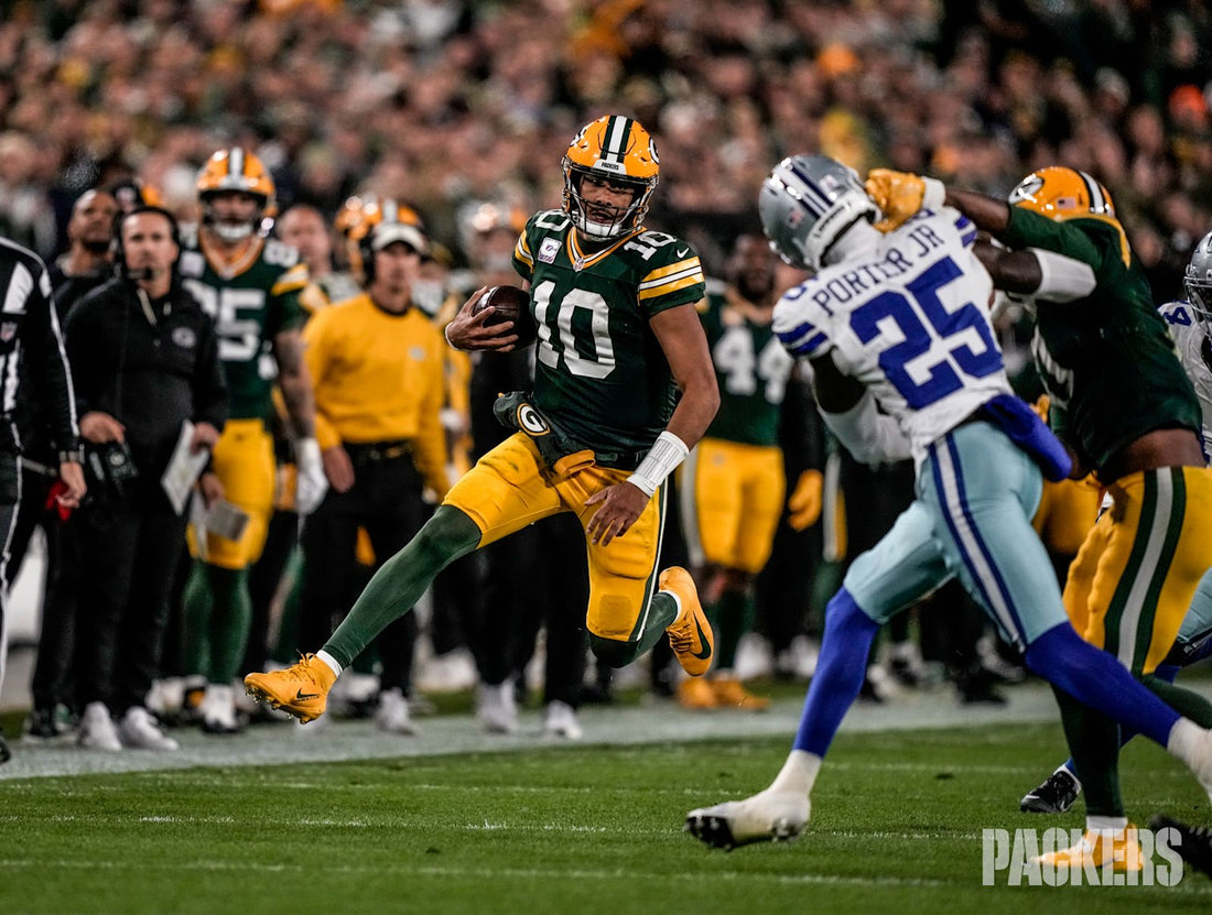 Green Bay Packers quarterback Jordan Love in current team uniform during the October 18 2026 Dallas game