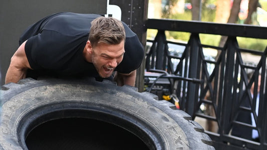 Alan Ritchson training for his muscular Reacher physique