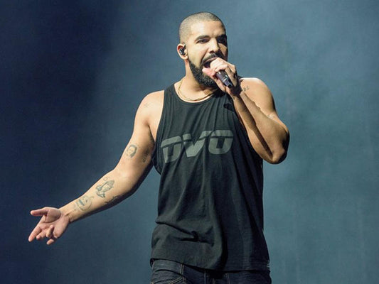 Drake in a fitness-focused image for a core and conditioning article